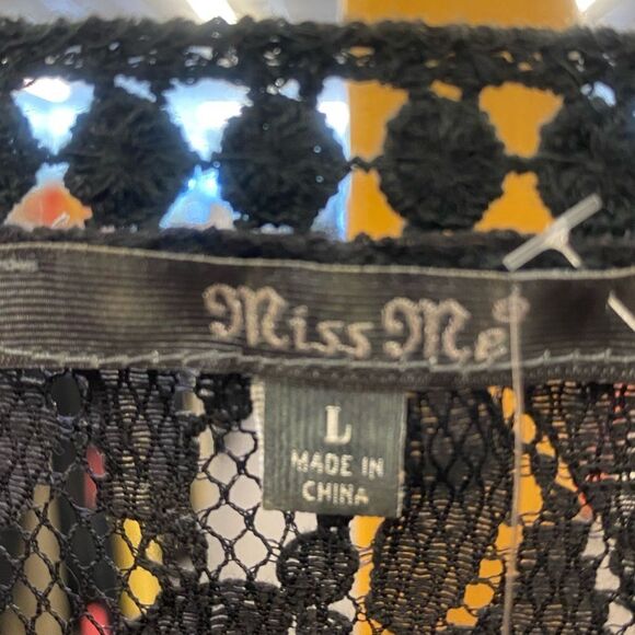 Miss Me Ladies Lg Black & Red Sheer Cardigan - Picture 2 of 3